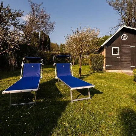 Kueloenleges Hangulatu Haz Balatonfuzfon 度假居 Balatonfůzfő